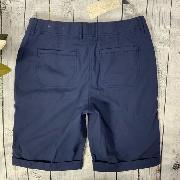 CHICO’S navy blue bermuda length shorts - Picture 2 of 4
